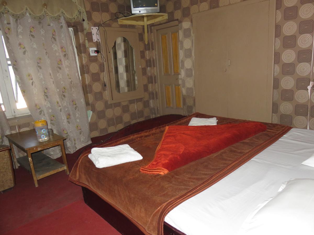 Butterfly Hotel Srinagar  Luaran gambar